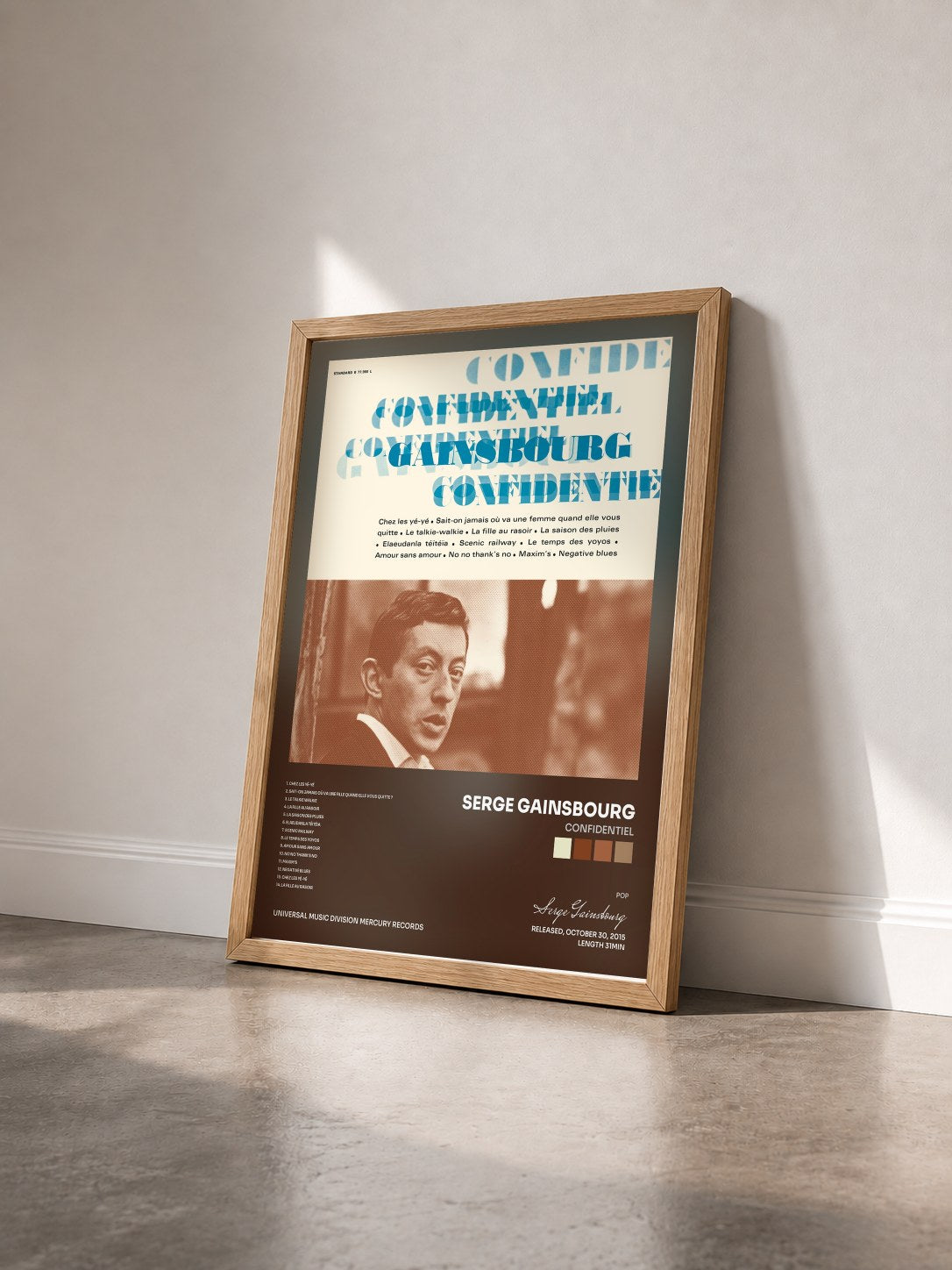 #bois Tableau de l'album Confidentiel de Serge Gainsbourg vu de trois quarts, cadre en bois brut
