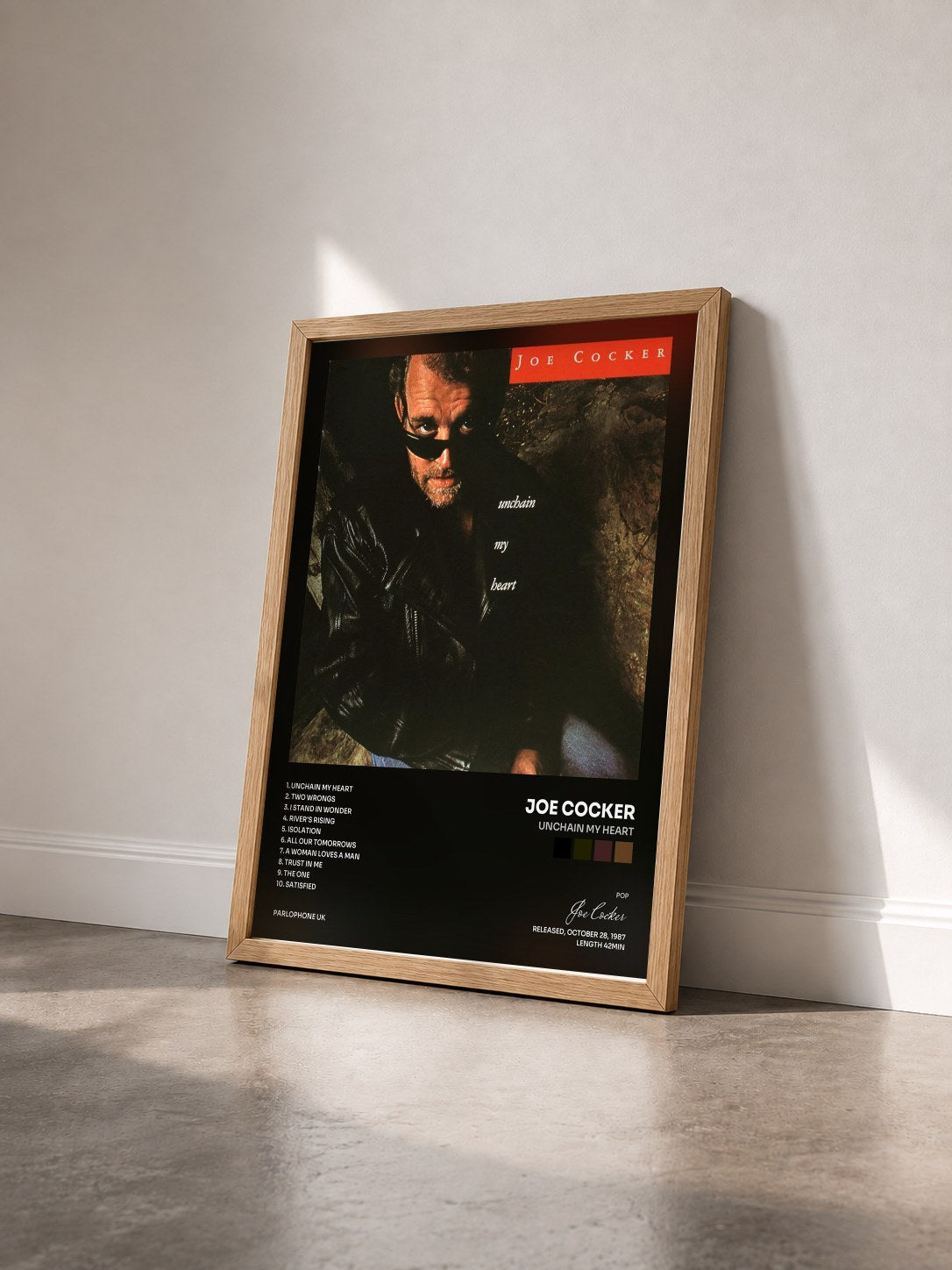 #bois Tableau de l'album Unchain My Heart de Joe Cocker vu de trois quarts, cadre en bois brut