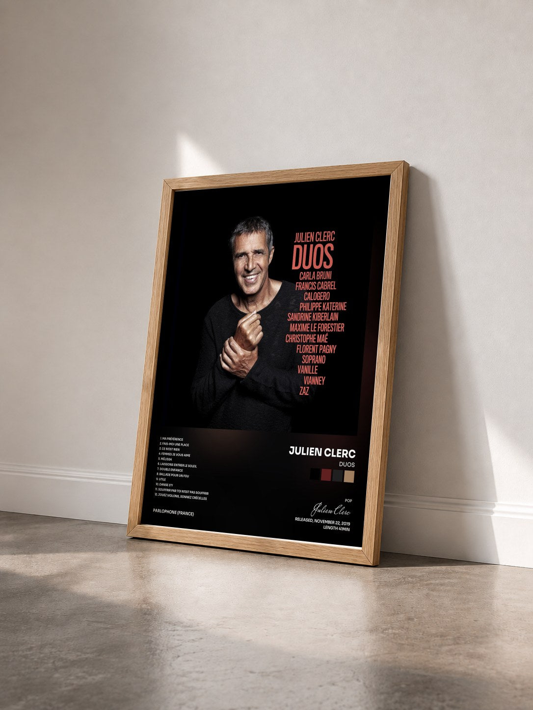 #bois Tableau de l'album Duos de Julien Clerc vu de trois quarts, cadre en bois brut
