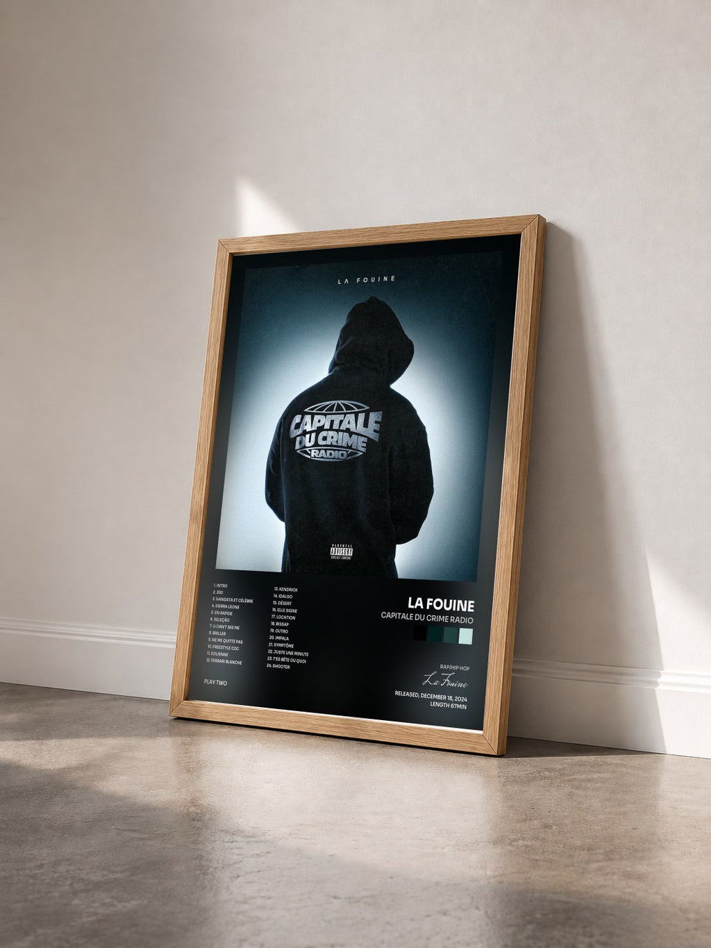 #bois Tableau de l'album CAPITALE DU CRIME RADIO de La Fouine vu de trois quarts, cadre en bois brut