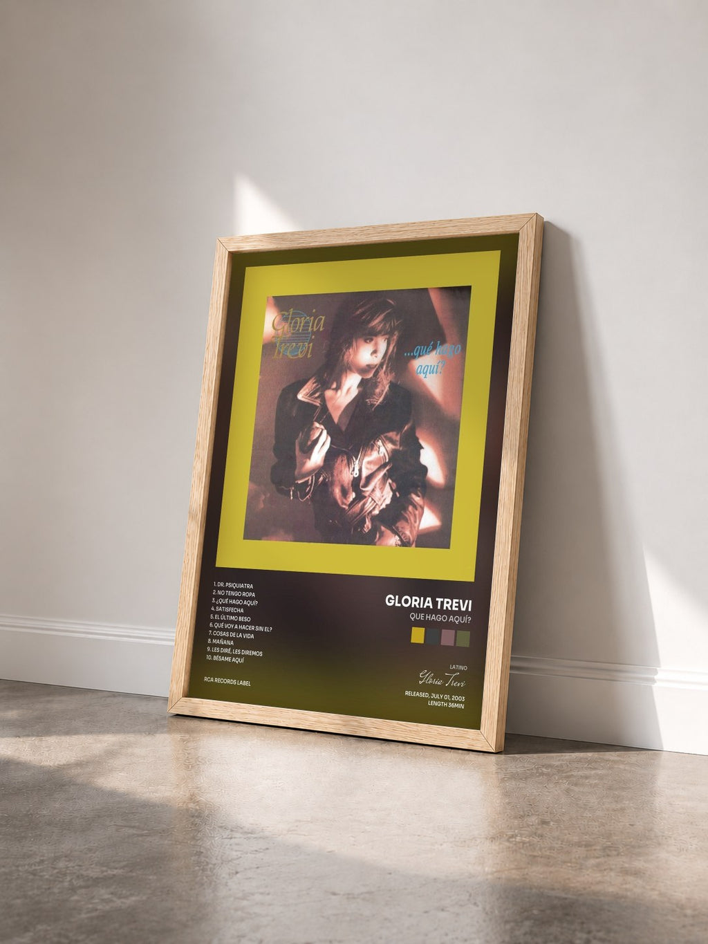 #bois Tableau de l'album Que Hago Aquí? de Gloria Trevi vu de trois quarts, cadre en bois brut