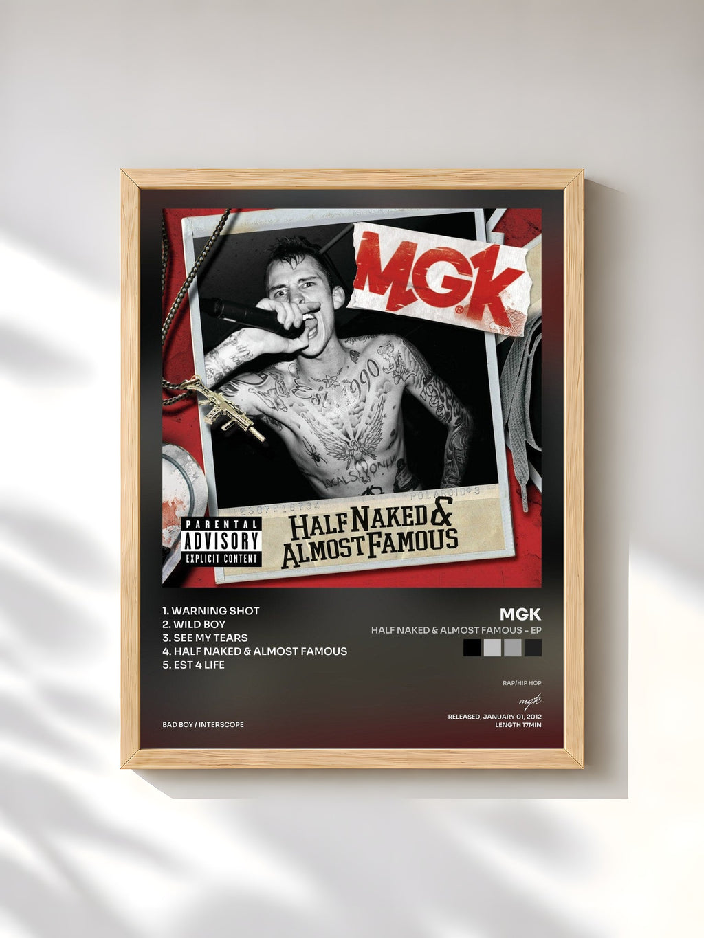 #bois Tableau de l'album Half Naked & Almost Famous - EP de mgk, cadre en bois brut, imprimé et encadré en France