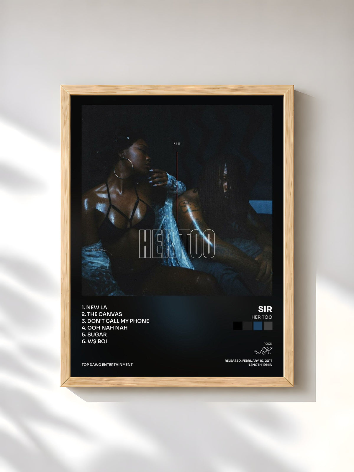 #bois Tableau de l'album Her Too de SiR, cadre en bois brut, imprimé et encadré en France