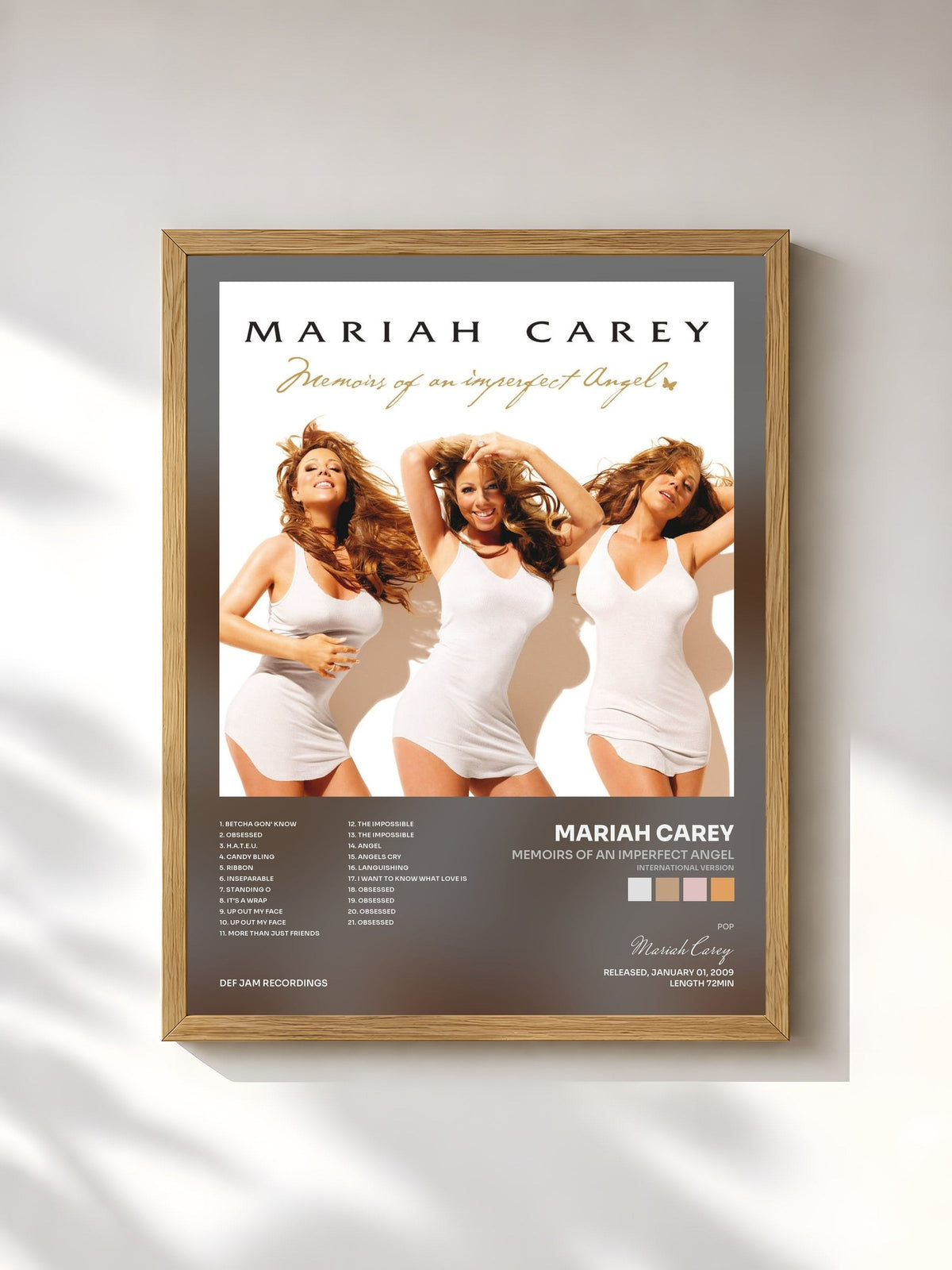 #bois Tableau de l'album Memoirs of an imperfect Angel (International Version) de Mariah Carey, cadre en bois brut, imprimé et encadré en France