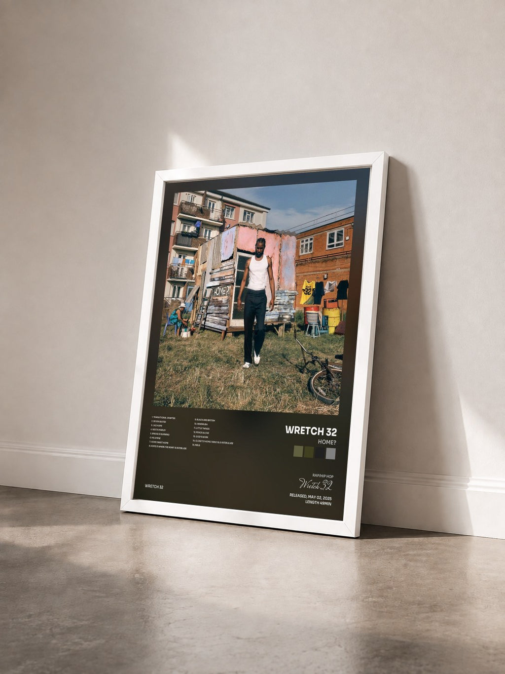 #blanc Tableau de l'album HOME? de Wretch 32 vu de trois quarts, cadre blanc