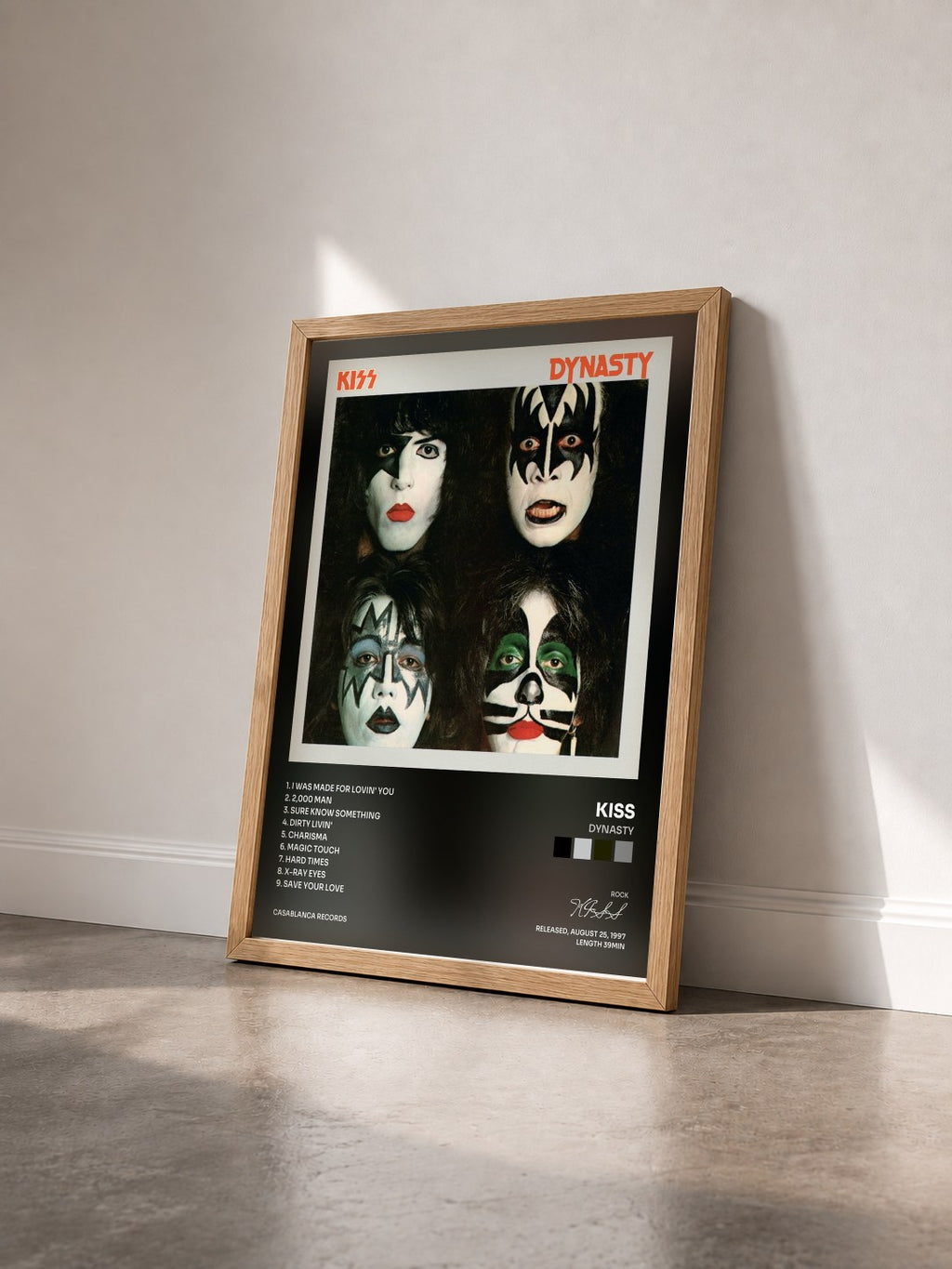 #bois Tableau de l'album Dynasty de KISS vu de trois quarts, cadre en bois brut