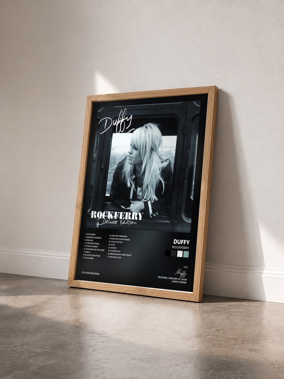 #bois Tableau de l'album Rockferry de Duffy vu de trois quarts, cadre en bois brut