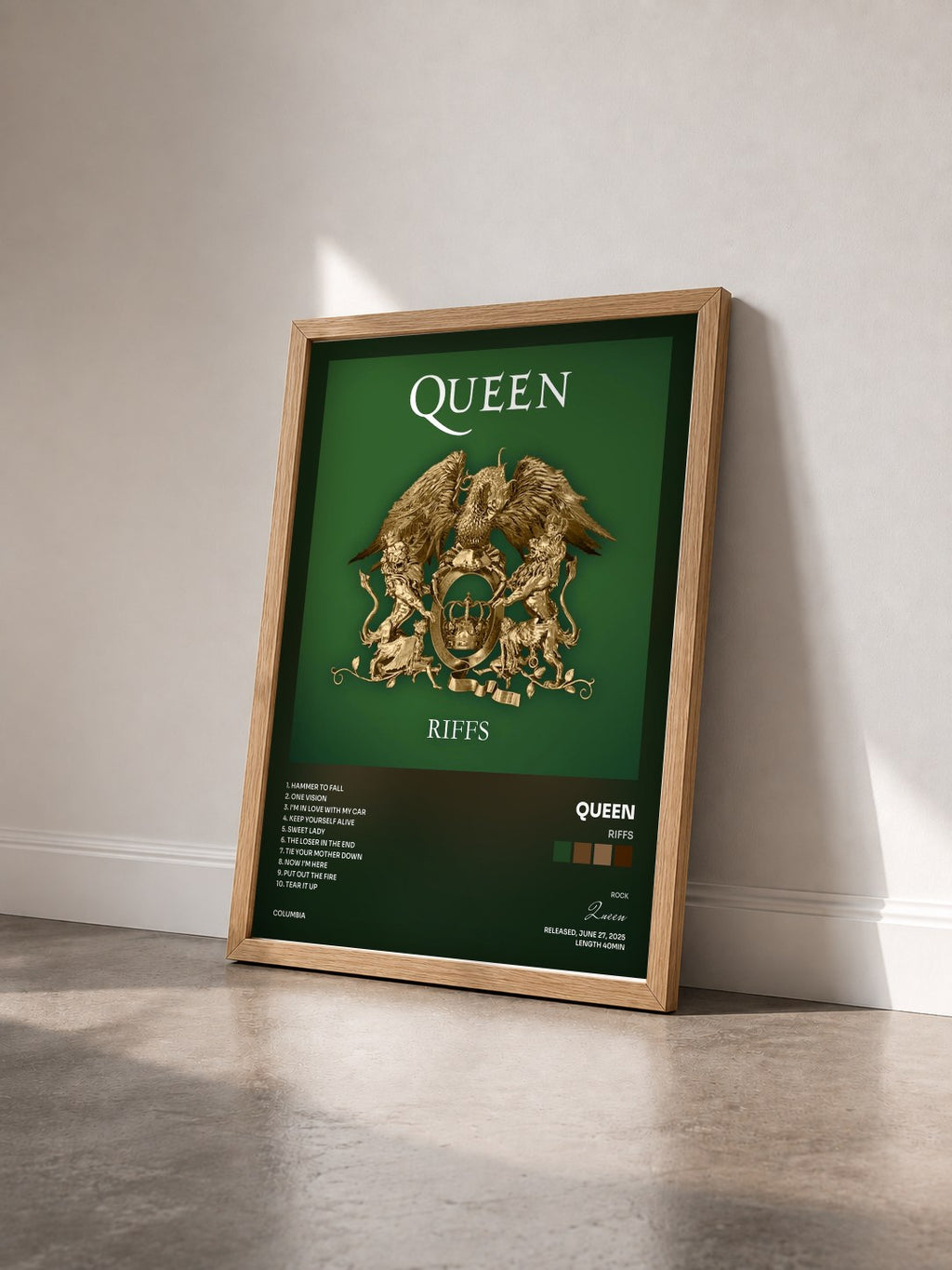 #bois Tableau de l'album Riffs de Queen vu de trois quarts, cadre en bois brut
