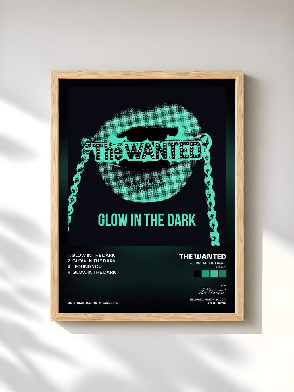 #bois Tableau de l'album Glow In The Dark (Remixes) de The Wanted, cadre en bois brut, imprimé et encadré en France