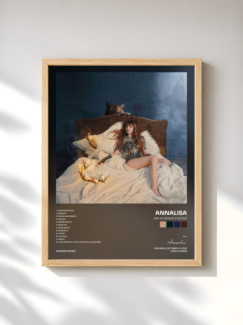 #bois Tableau de l'album MA IO SONO FUOCO de Annalisa, cadre en bois brut, imprimé et encadré en France
