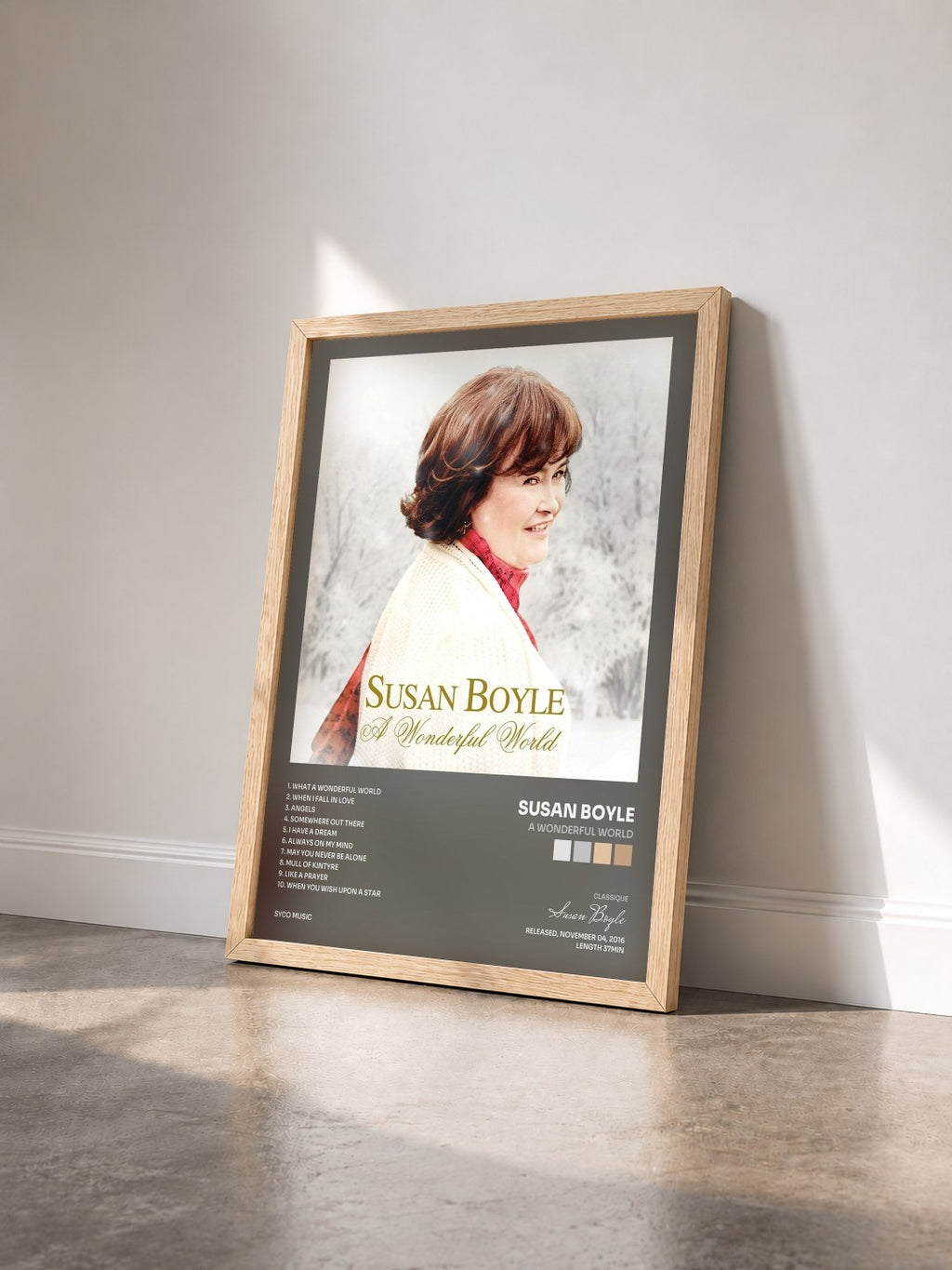 #bois Tableau de l'album A Wonderful World de Susan Boyle vu de trois quarts, cadre en bois brut