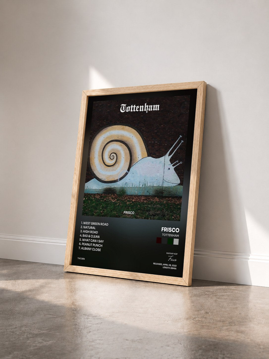 #bois Tableau de l'album Tottenham de Frisco vu de trois quarts, cadre en bois brut