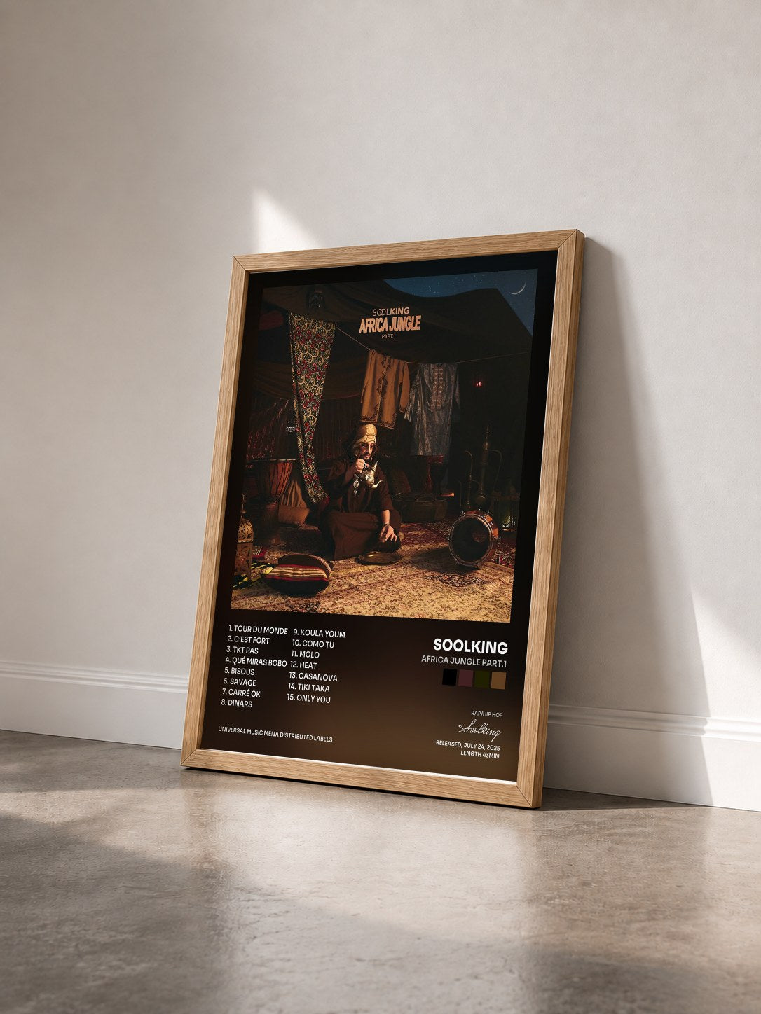 #bois Tableau de l'album Africa Jungle Part.1 de Soolking vu de trois quarts, cadre en bois brut