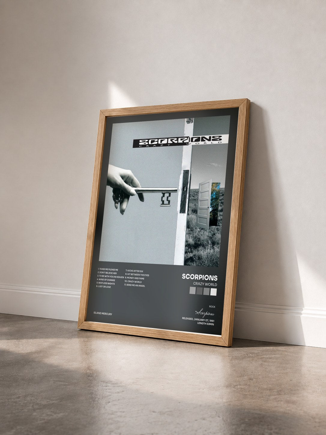 #bois Tableau de l'album Crazy World de Scorpions vu de trois quarts, cadre en bois brut