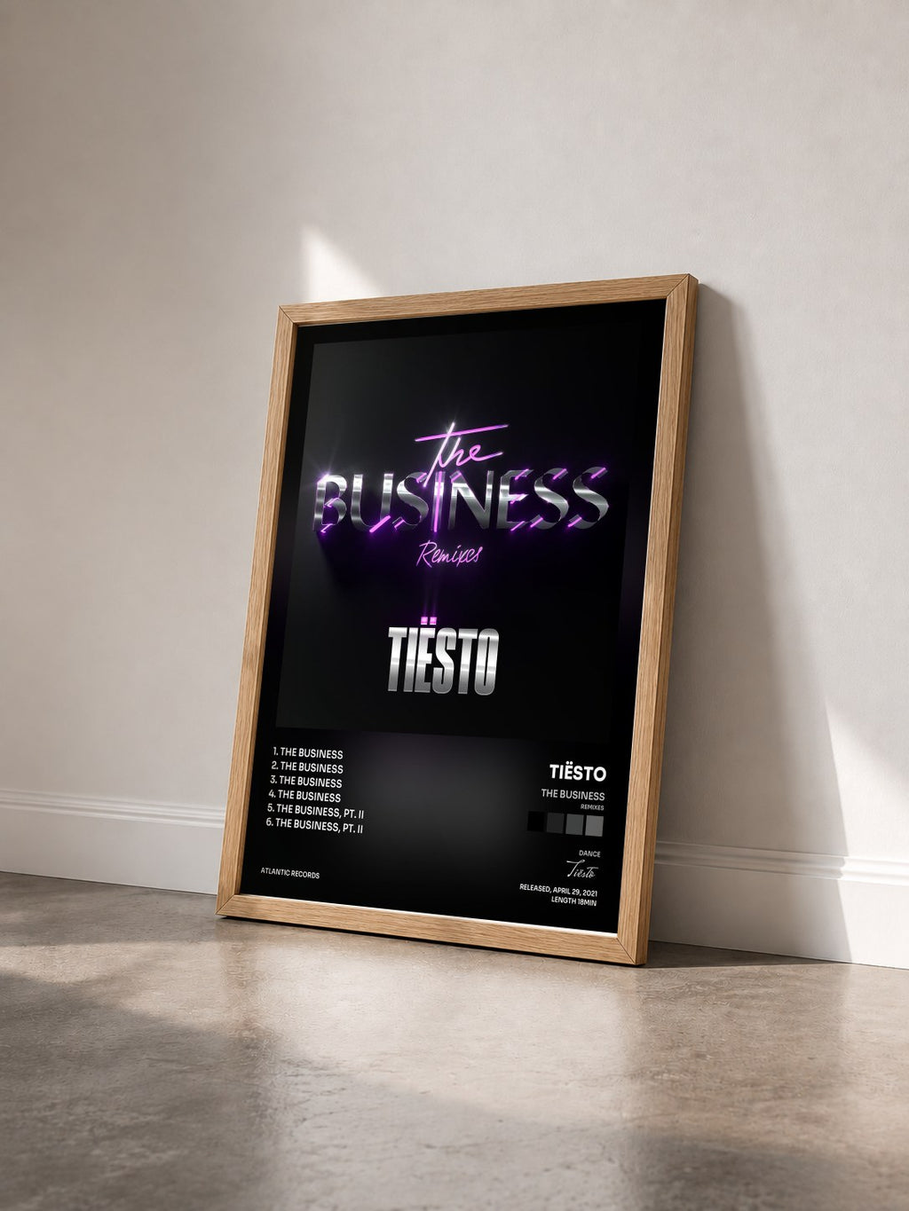 #bois Tableau de l'album The Business (Remixes) de Tiësto vu de trois quarts, cadre en bois brut