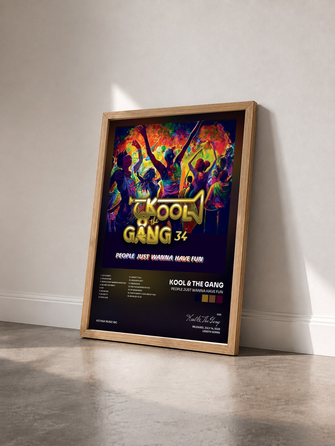 #bois Tableau de l'album People Just Wanna Have Fun de Kool & The Gang vu de trois quarts, cadre en bois brut
