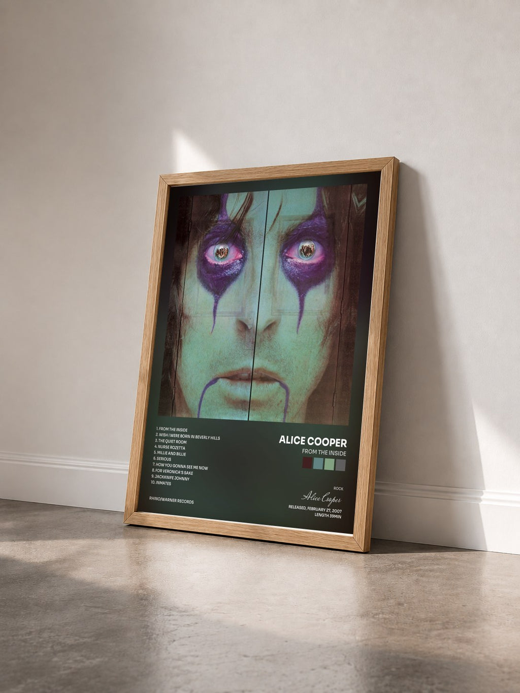 #bois Tableau de l'album From the Inside de Alice Cooper vu de trois quarts, cadre en bois brut