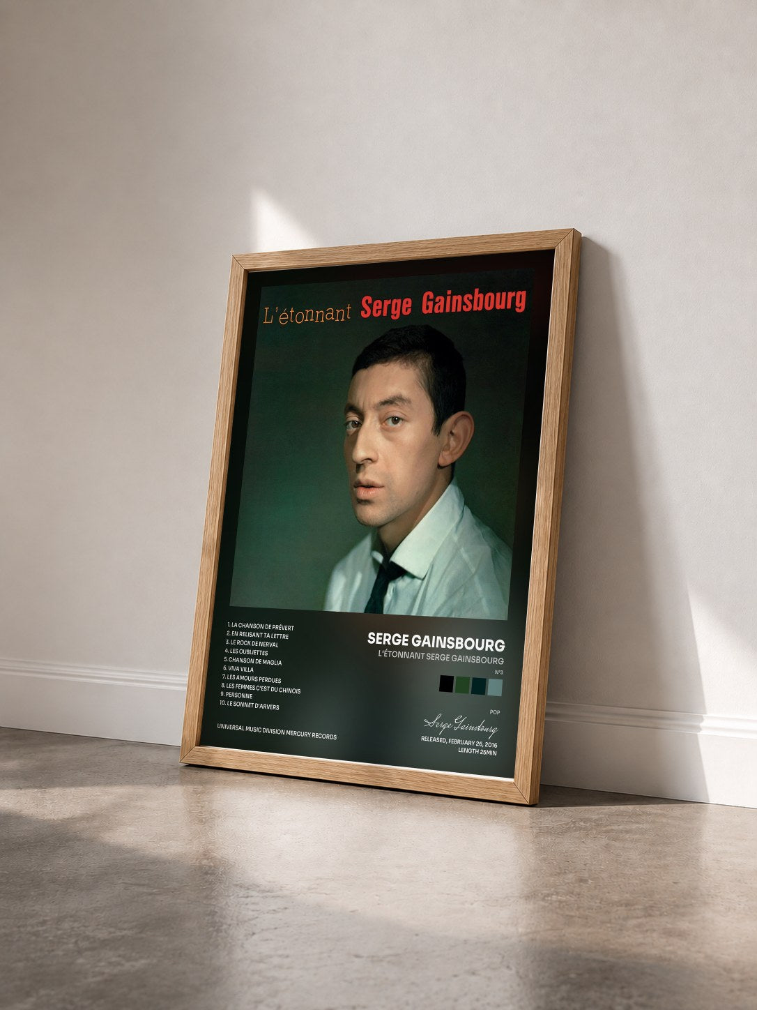 #bois Tableau de l'album L'étonnant Serge Gainsbourg (N°3) de Serge Gainsbourg vu de trois quarts, cadre en bois brut