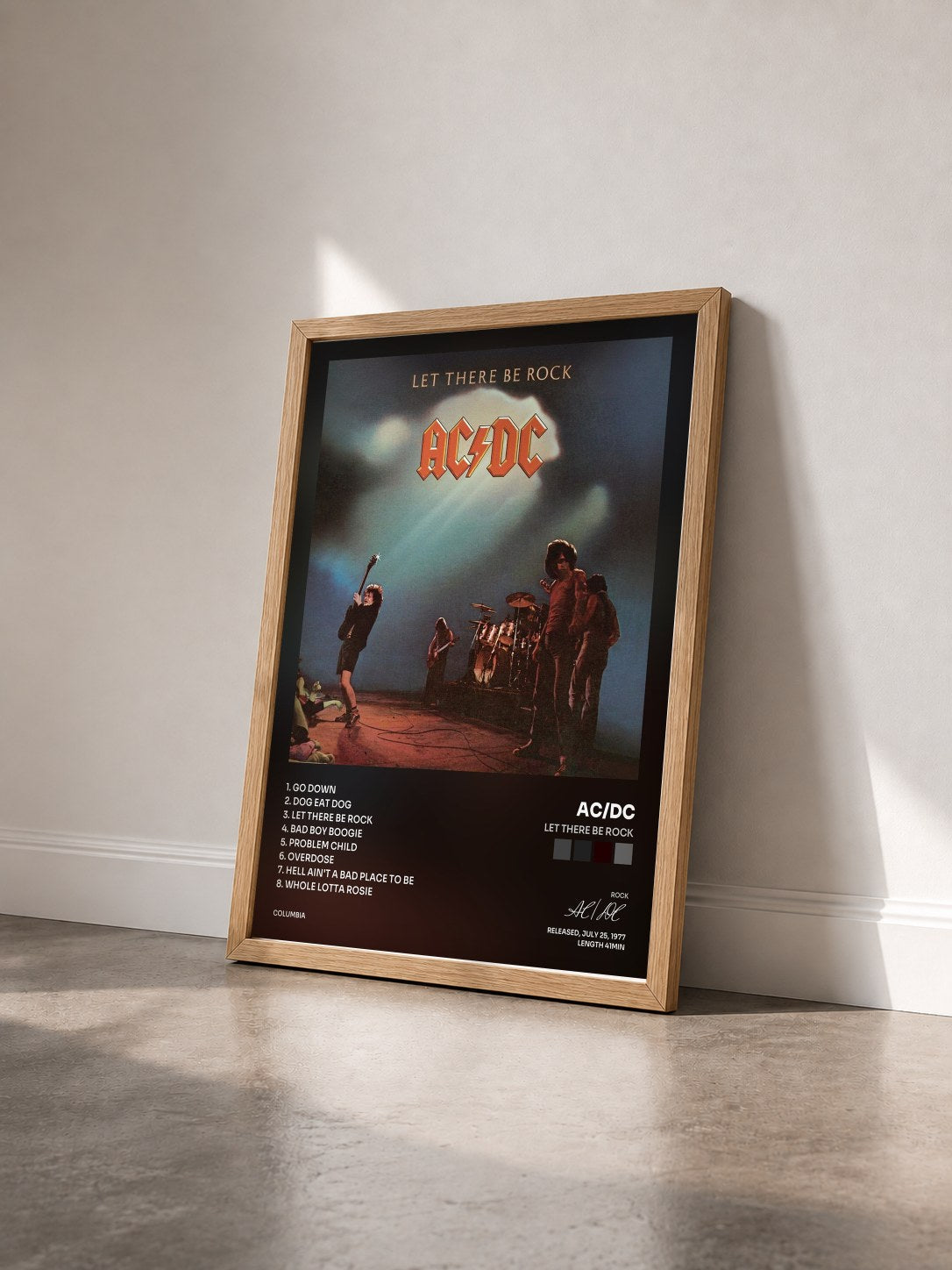 #bois Tableau de l'album Let There Be Rock de AC/DC vu de trois quarts, cadre en bois brut