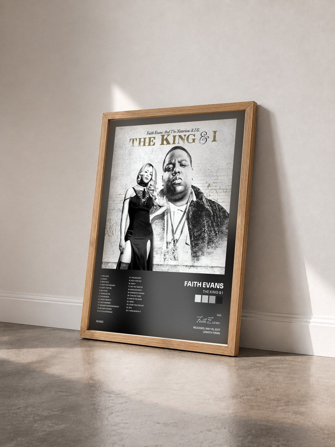 #bois Tableau de l'album The King & I de Faith Evans vu de trois quarts, cadre en bois brut