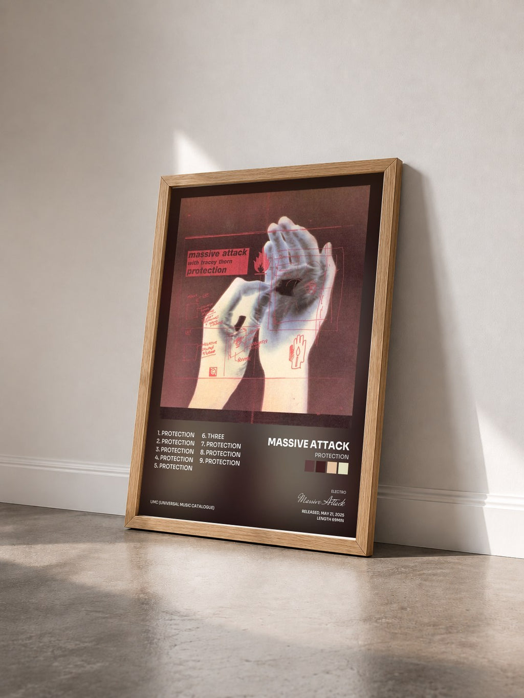 #bois Tableau de l'album Protection de Massive Attack vu de trois quarts, cadre en bois brut