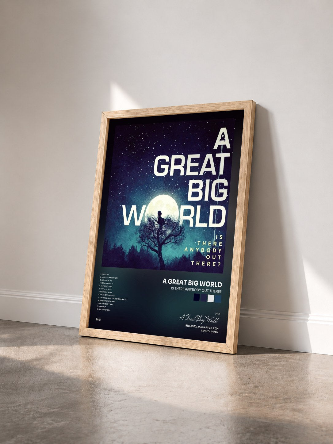 #bois Tableau de l'album Is There Anybody Out There? de A Great Big World vu de trois quarts, cadre en bois brut