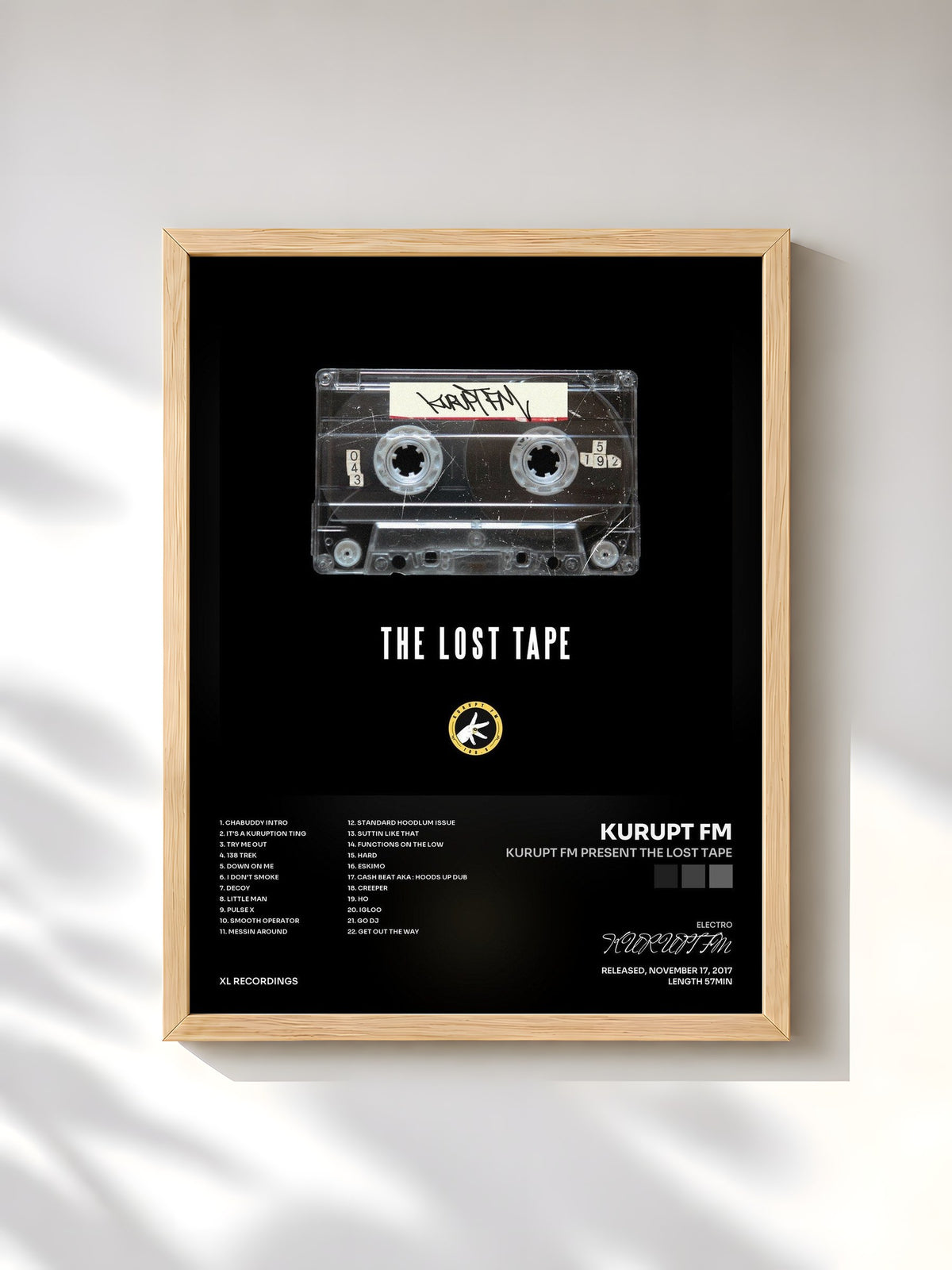 #bois Tableau de l'album Kurupt FM present The Lost Tape de KURUPT FM, cadre en bois brut, imprimé et encadré en France
