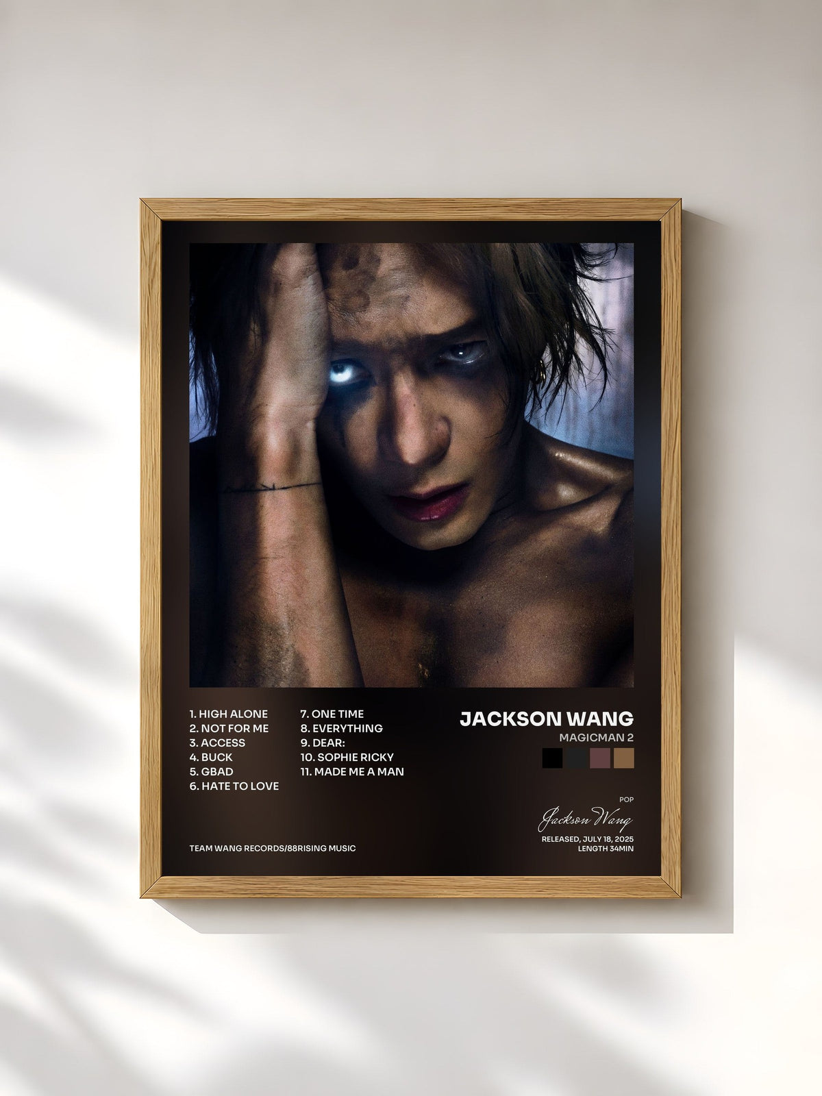 #bois Tableau de l'album MAGICMAN 2 de Jackson Wang, cadre en bois brut, imprimé et encadré en France