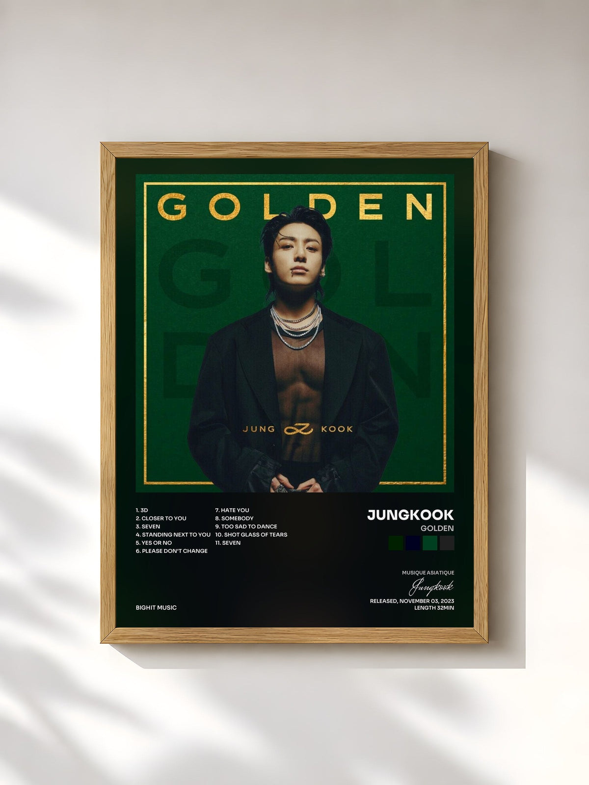 #bois Tableau de l'album GOLDEN de Jungkook, cadre en bois brut, imprimé et encadré en France