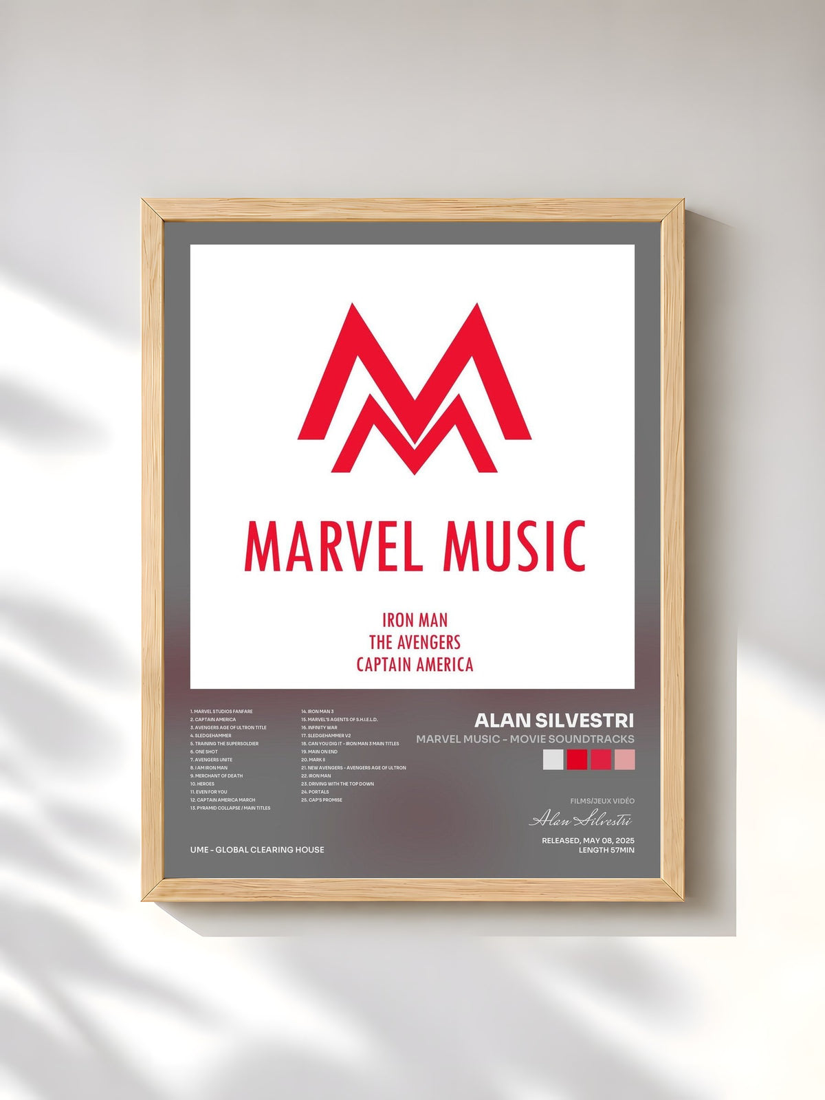 #bois Tableau de l'album Marvel Music - Movie Soundtracks de Alan Silvestri, cadre en bois brut, imprimé et encadré en France