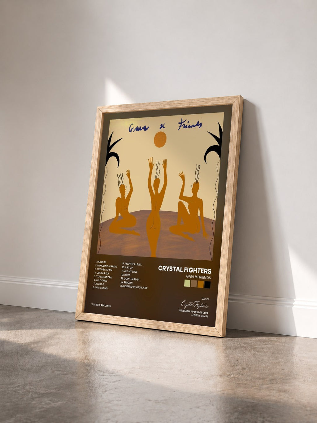 #bois Tableau de l'album Gaia & Friends de Crystal Fighters vu de trois quarts, cadre en bois brut