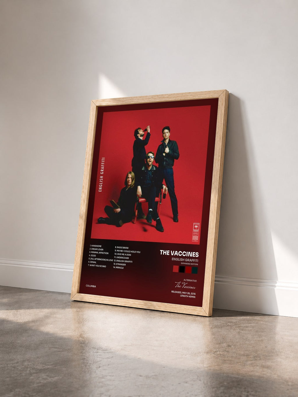 #bois Tableau de l'album English Graffiti (Expanded Edition) de The Vaccines vu de trois quarts, cadre en bois brut