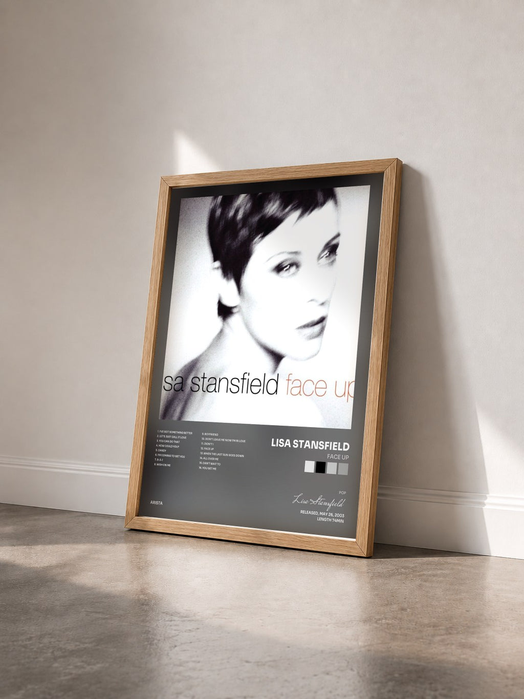 #bois Tableau de l'album Face Up de Lisa Stansfield vu de trois quarts, cadre en bois brut
