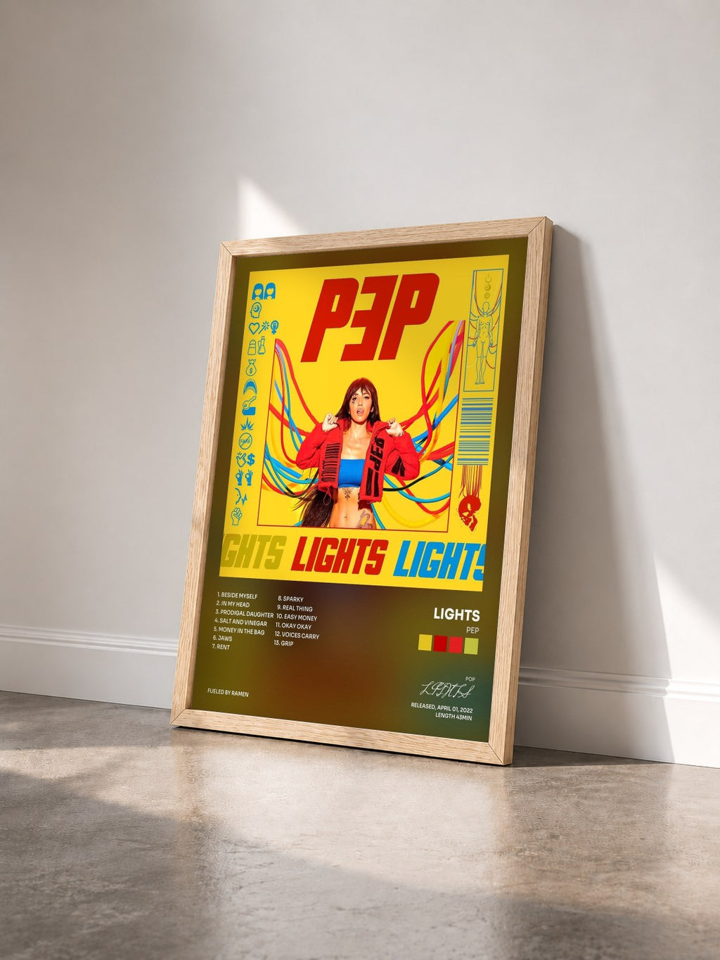 #bois Tableau de l'album PEP de LIGHTS vu de trois quarts, cadre en bois brut
