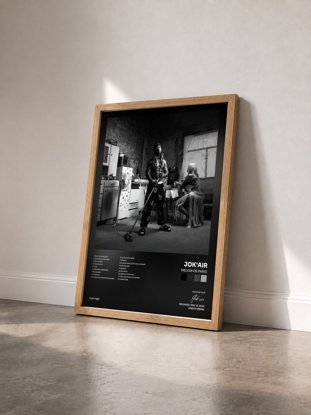 #bois Tableau de l'album Melvin de Paris de Jok'air vu de trois quarts, cadre en bois brut