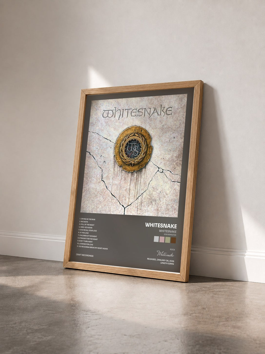 #bois Tableau de l'album Whitesnake (2018 Remaster) de Whitesnake vu de trois quarts, cadre en bois brut