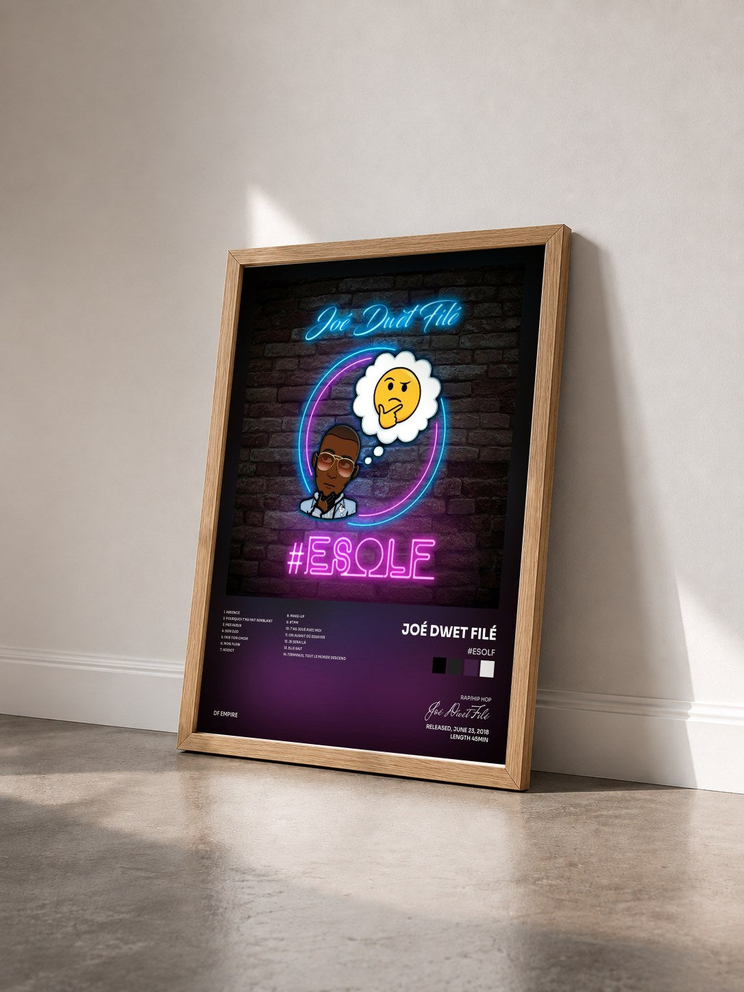 #bois Tableau de l'album #Esolf de Joé Dwet Filé vu de trois quarts, cadre en bois brut