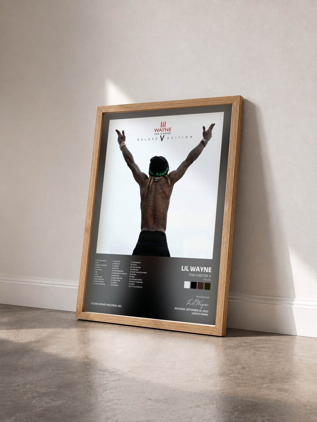 #bois Tableau de l'album Tha Carter V (Deluxe) de Lil Wayne vu de trois quarts, cadre en bois brut