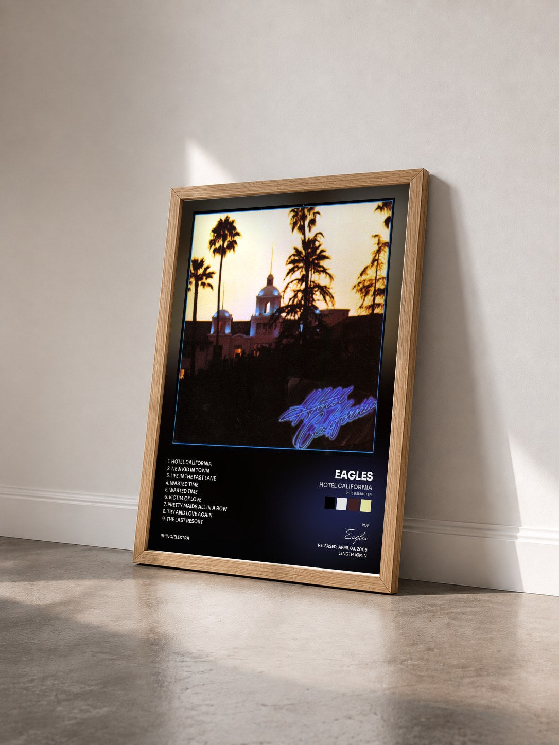 #bois Tableau de l'album Hotel California (2013 Remaster) de Eagles vu de trois quarts, cadre en bois brut