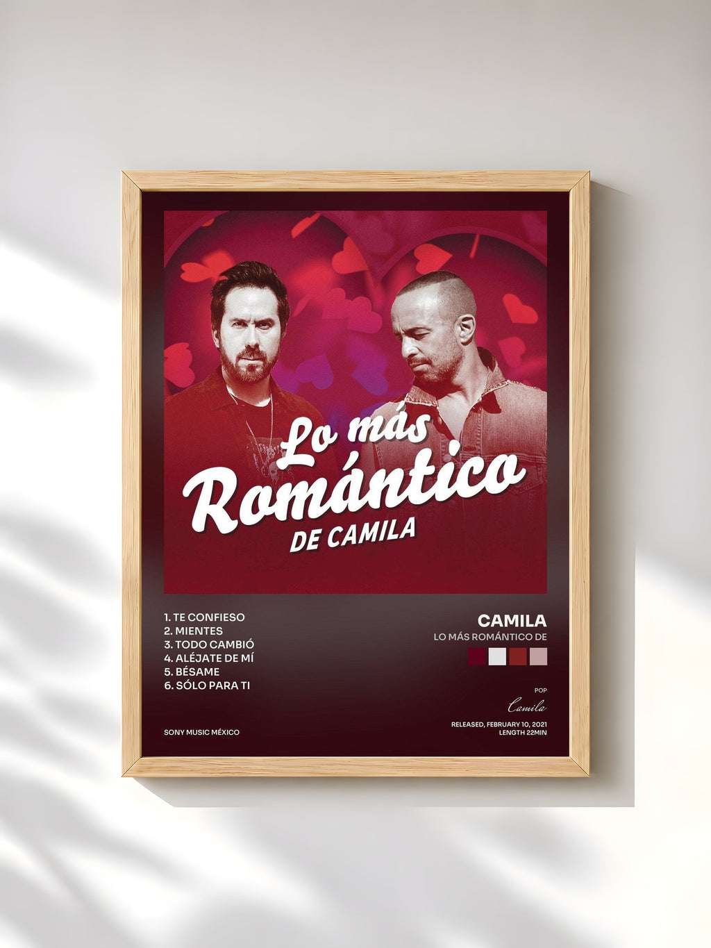 #bois Tableau de l'album Lo Más Romántico de de Camila, cadre en bois brut, imprimé et encadré en France