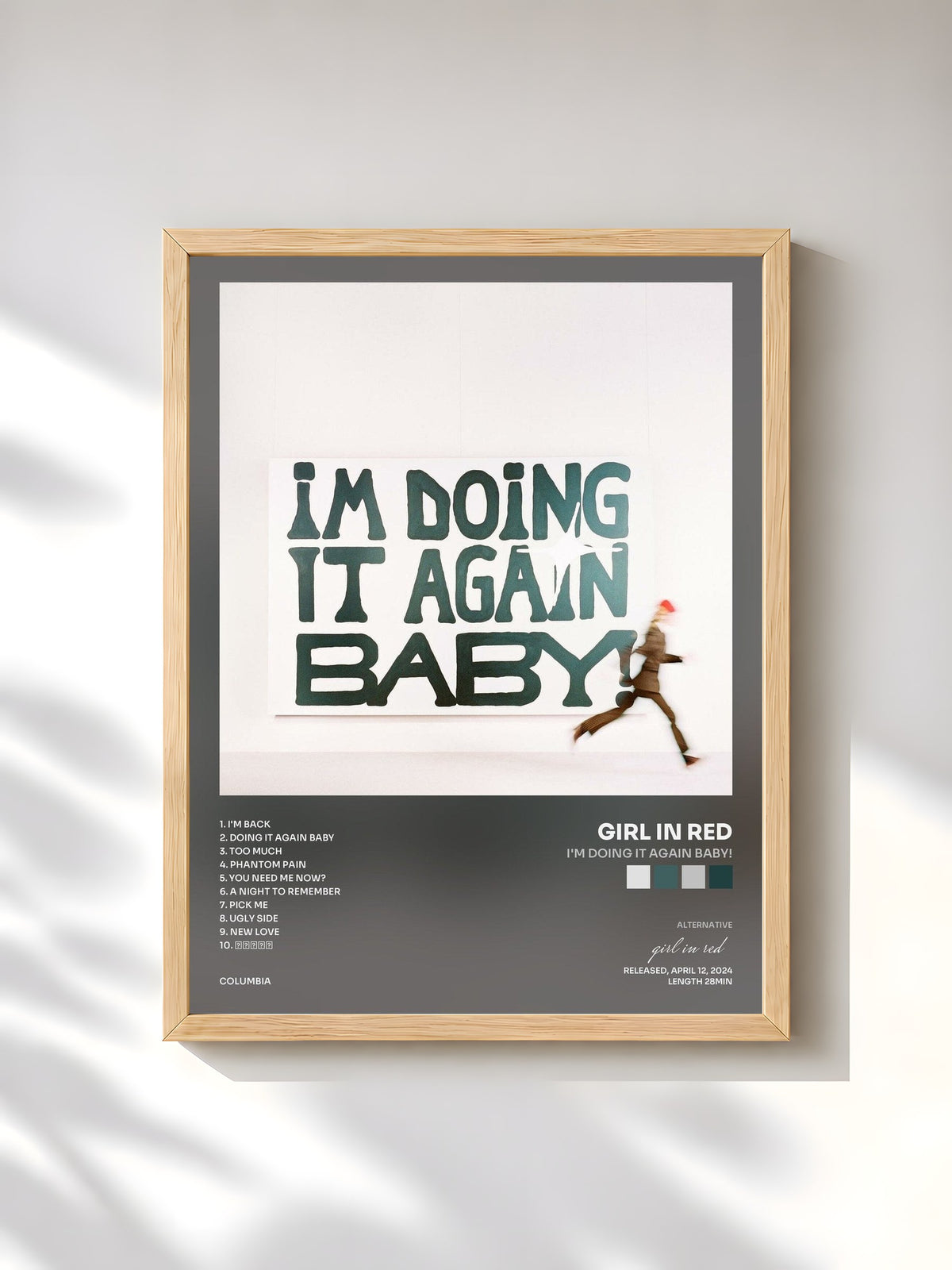 #bois Tableau de l'album I'M DOING IT AGAIN BABY! de girl in red, cadre en bois brut, imprimé et encadré en France