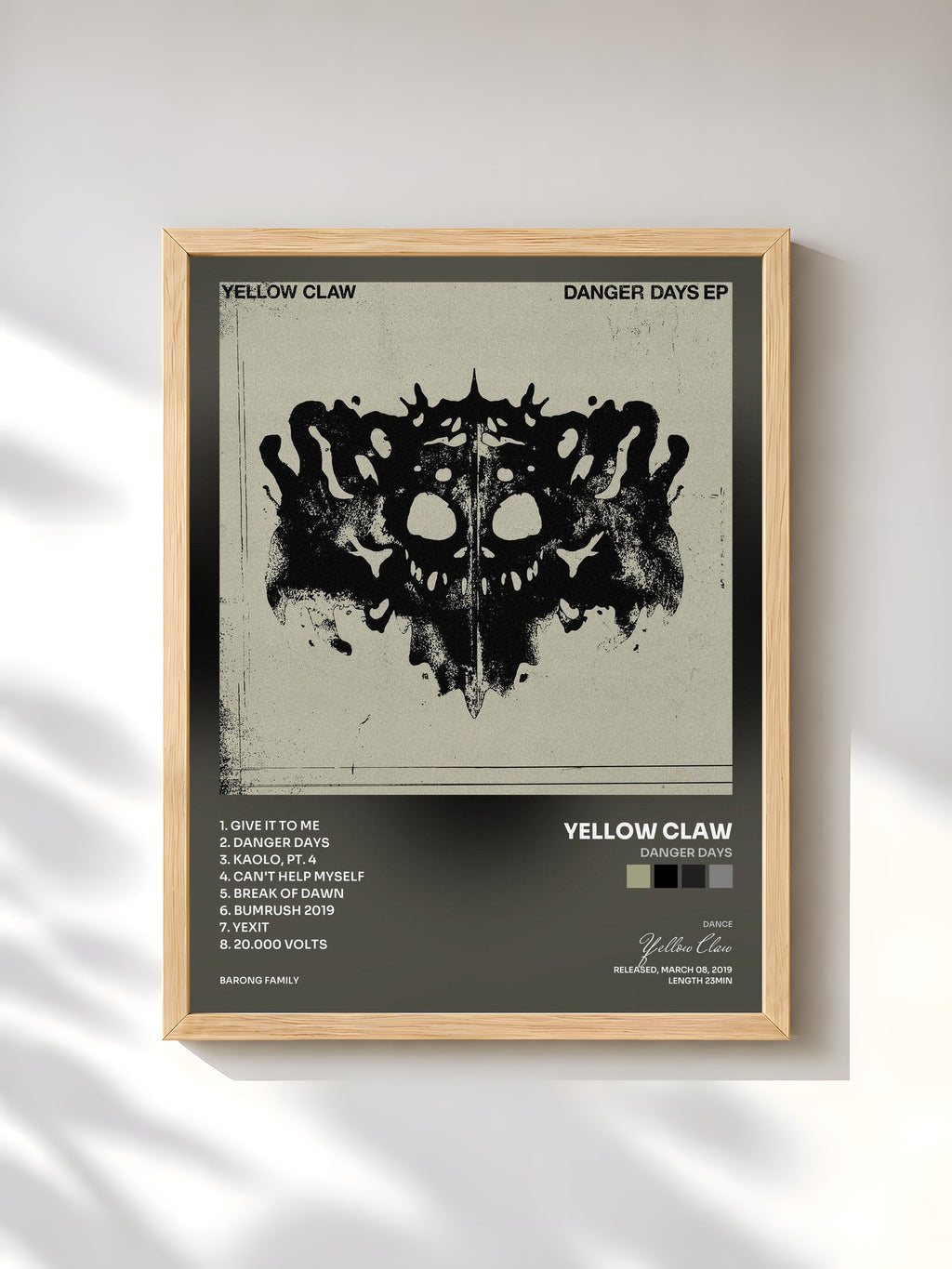#bois Tableau de l'album Danger Days de Yellow Claw, cadre en bois brut, imprimé et encadré en France