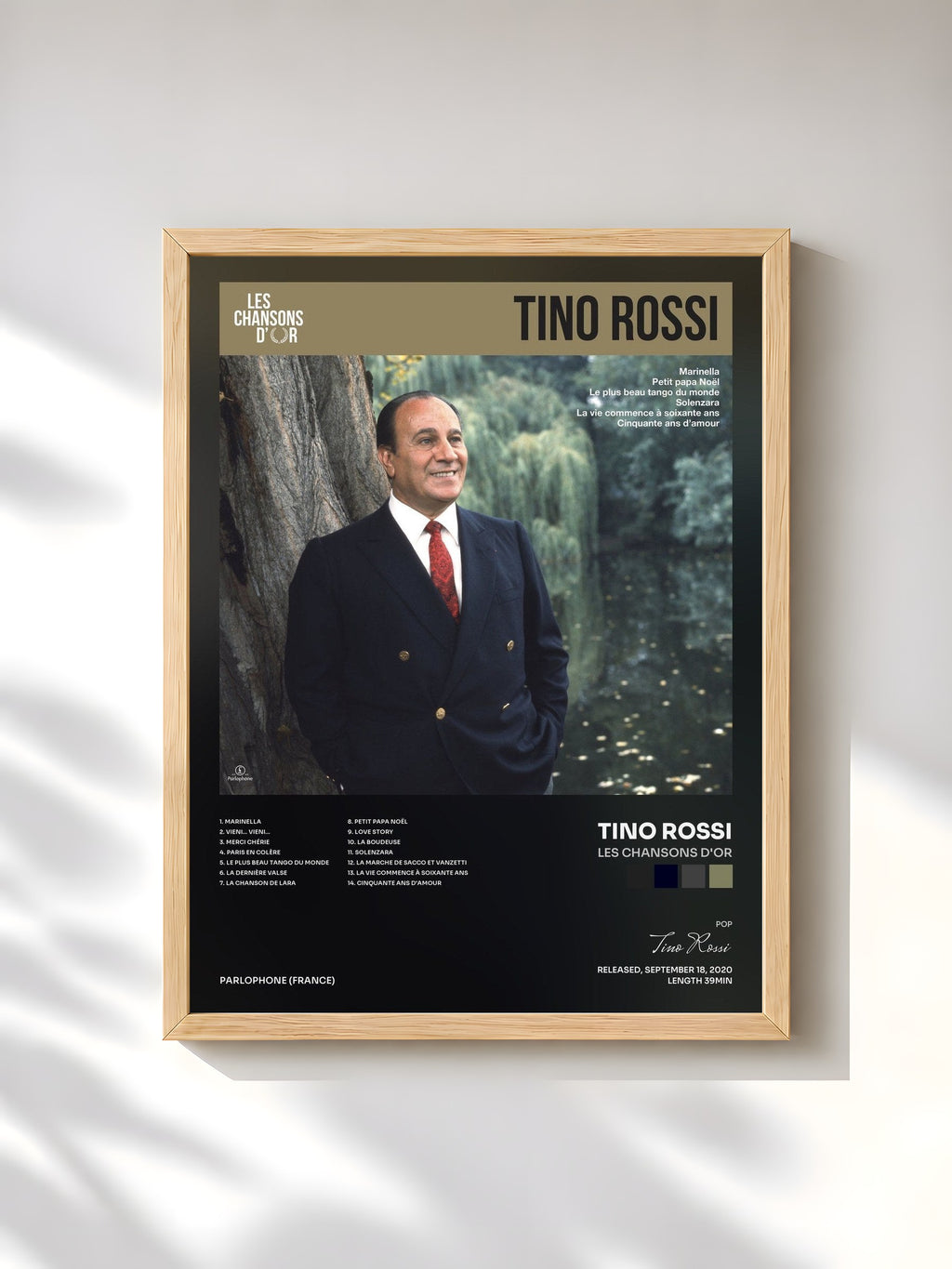 #bois Tableau de l'album Les chansons d'or de Tino Rossi, cadre en bois brut, imprimé et encadré en France
