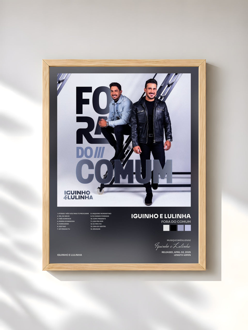 #bois Tableau de l'album Fora do Comum de Iguinho e Lulinha, cadre en bois brut, imprimé et encadré en France