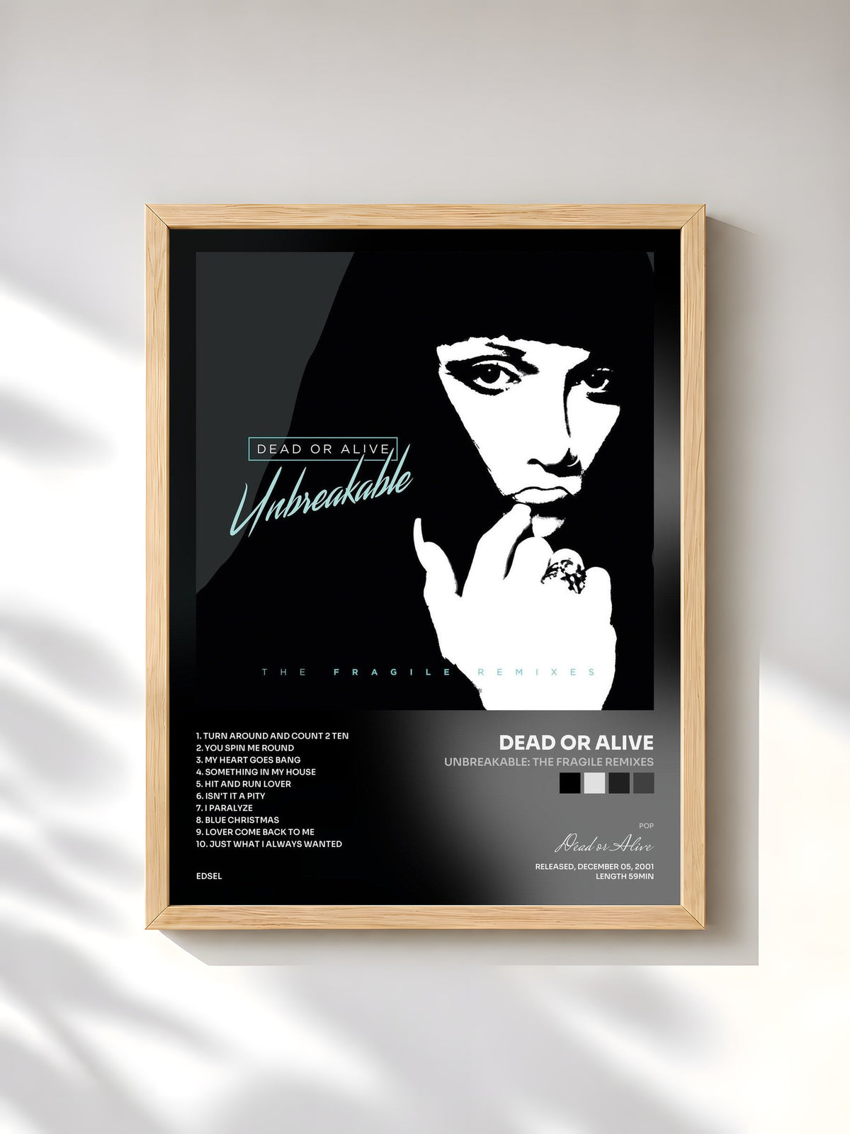 #bois Tableau de l'album Unbreakable: The Fragile Remixes de Dead or Alive, cadre en bois brut, imprimé et encadré en France