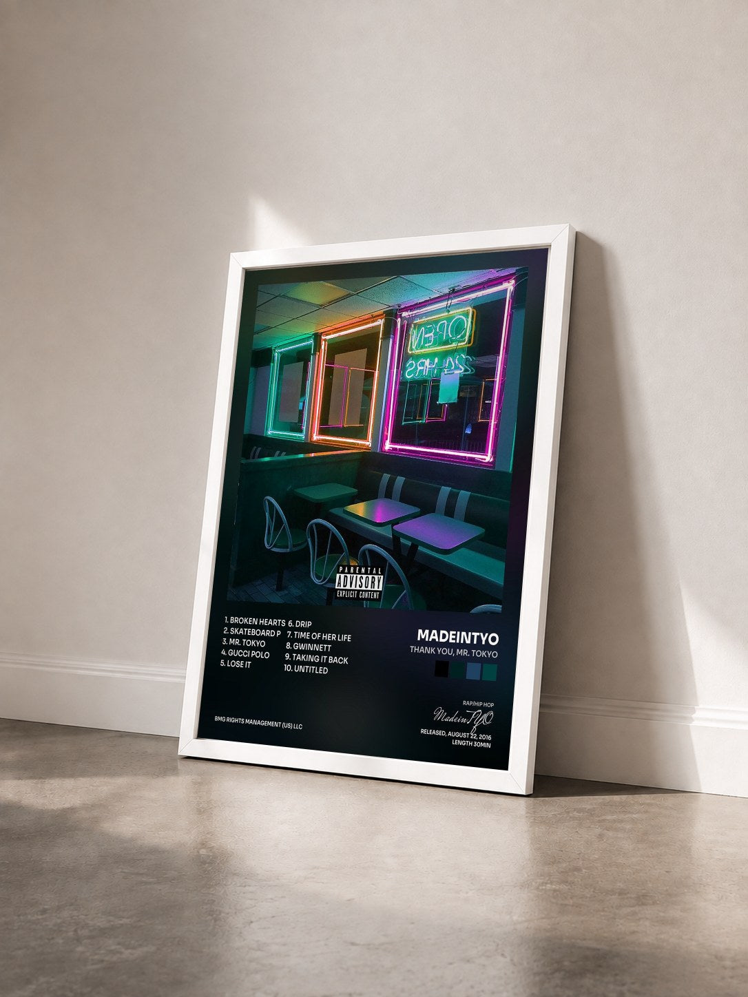 #blanc Tableau de l'album Thank You, Mr. Tokyo de MadeinTYO vu de trois quarts, cadre blanc
