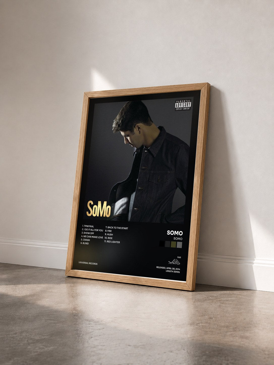 #bois Tableau de l'album SoMo de SoMo vu de trois quarts, cadre en bois brut