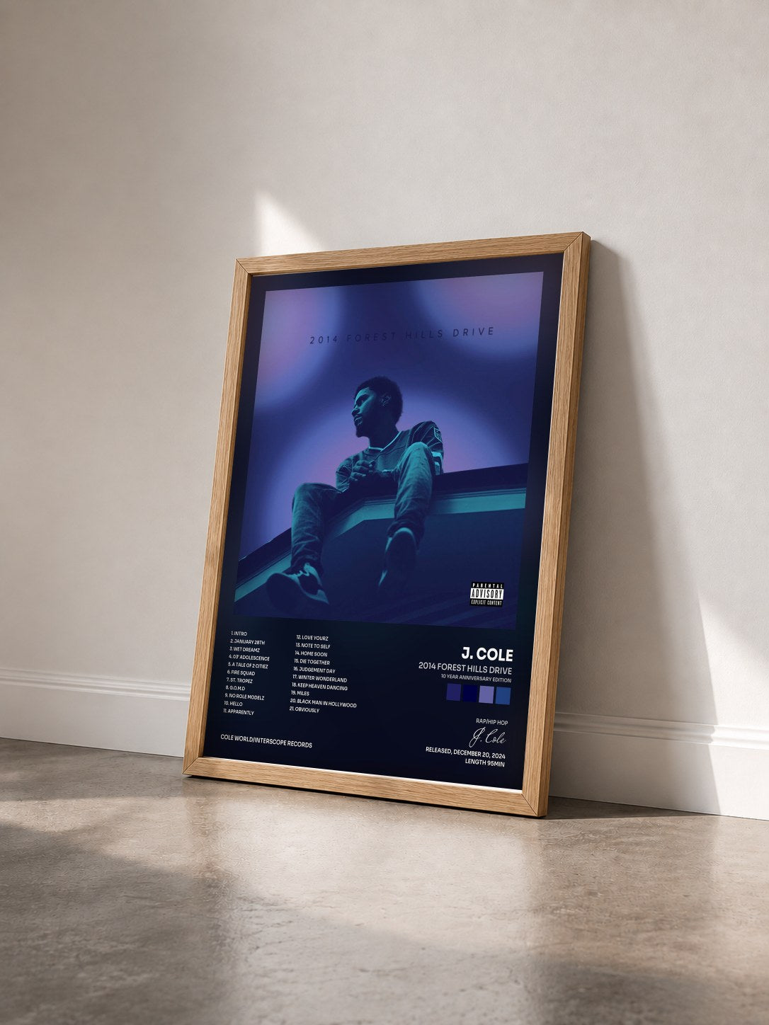 #bois Tableau de l'album 2014 Forest Hills Drive (10 Year Anniversary Edition) de J. Cole vu de trois quarts, cadre en bois brut