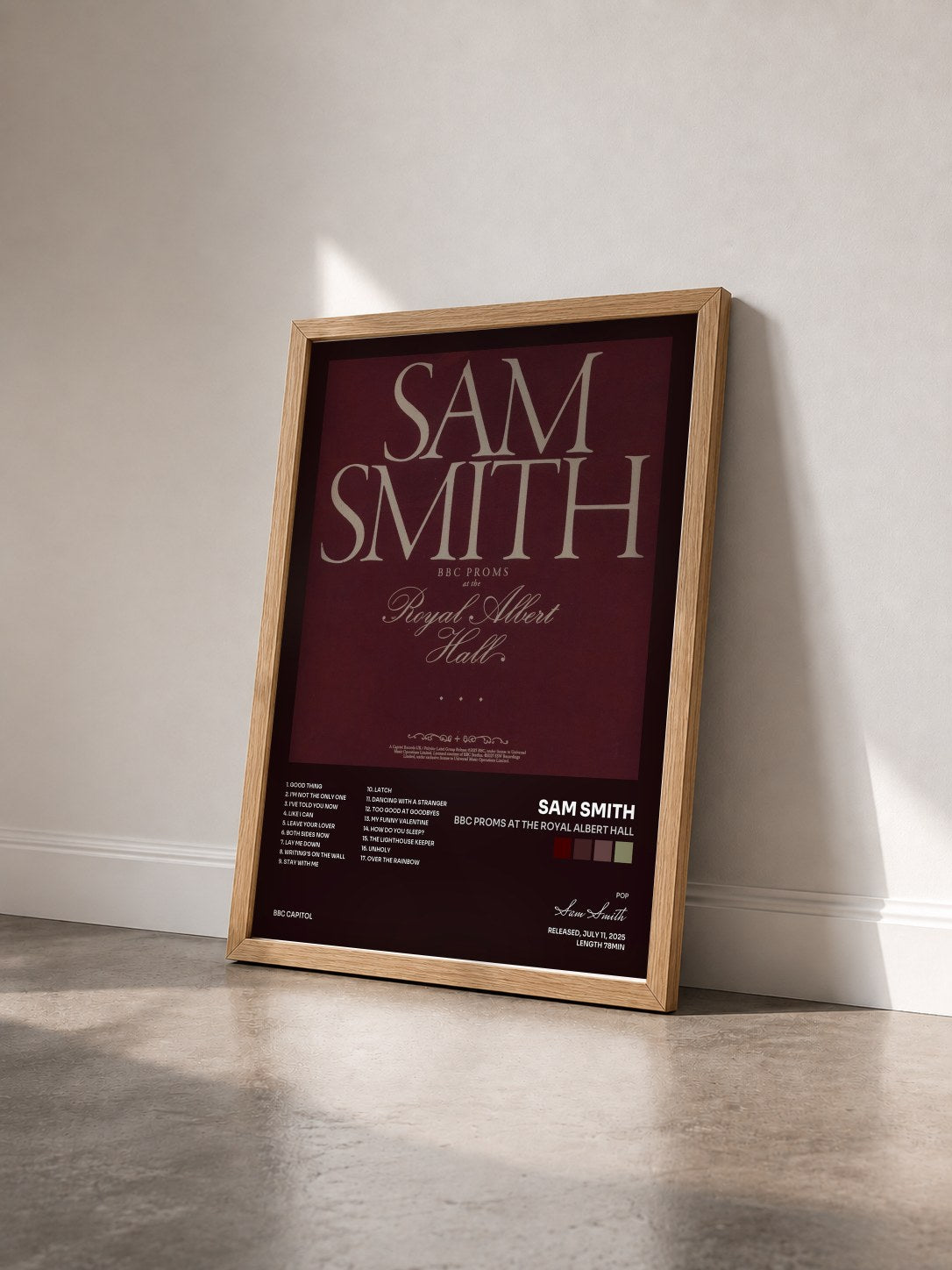 #bois Tableau de l'album BBC Proms At The Royal Albert Hall de Sam Smith vu de trois quarts, cadre en bois brut