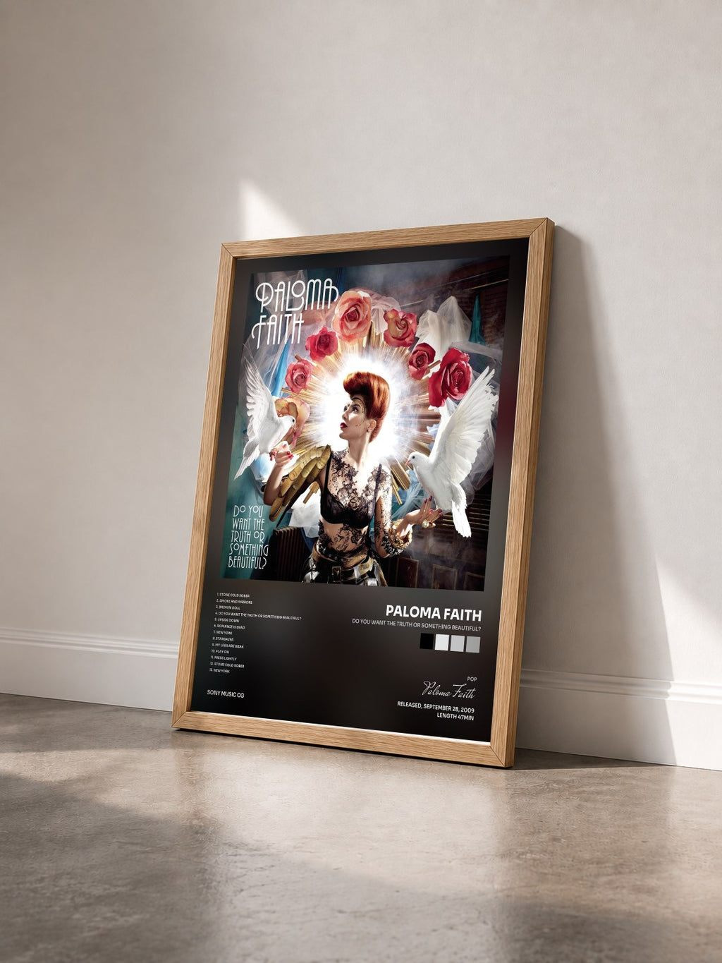 #bois Tableau de l'album Do You Want the Truth or Something Beautiful? de Paloma Faith vu de trois quarts, cadre en bois brut
